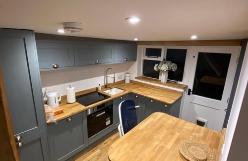 Kenilworth Cottage | Quaint cottage next to the castle in charming Kenilworth