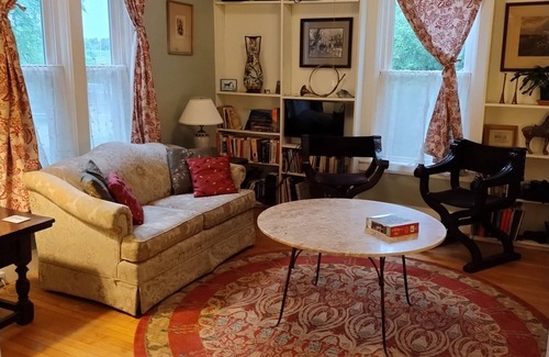 Weybridge Other | Quaint farmhouse with garden, big yard, river access- all near Middlebury, VT.