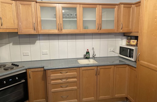 Geraldton House | Quaint Flat, near hospitals, Very central, internet