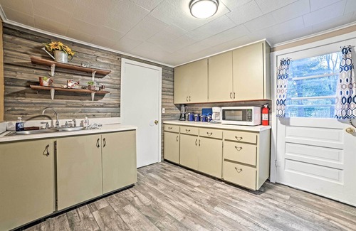 Frederic House | Quaint Frederic Home: Ski, Boat + Hike Nearby