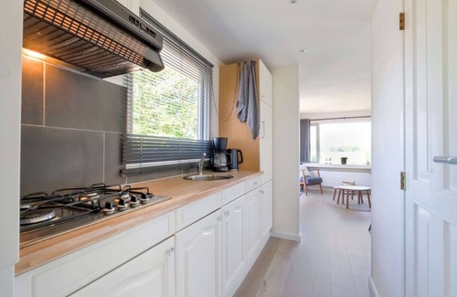 Garderen House | Quaint Holiday Home in Garderen with Fenced Garden
