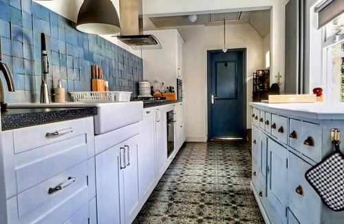 Lamswaarde House | Quaint holiday home in Lamswaarde with garden
