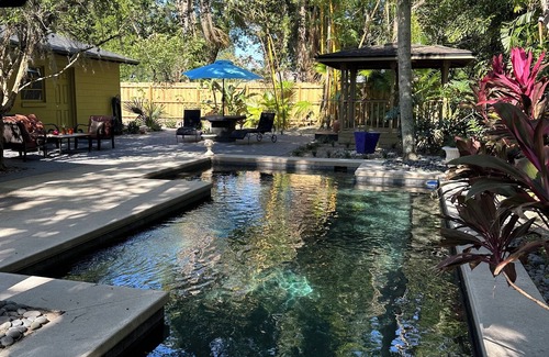 Winter Park House | Quaint Key West Pool Bungalow