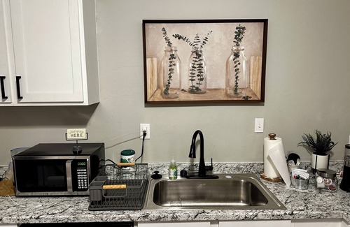 Turner Park House | Quaint & quiet boho bungalow 2min from TU/Expo Center & 10min from DT/BOK/Cains
