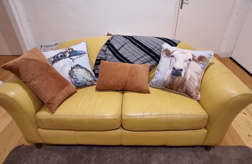 Kondoparinga Cottage | Quaint stone cottage nestled in the hills between Meadows Goolwa and Strathalbyn