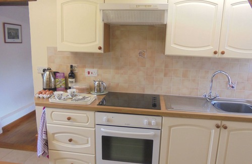 Church Stretton Cottage | Quality 2 bedroom rural cottage, Excellent walking & Bird watching from the door