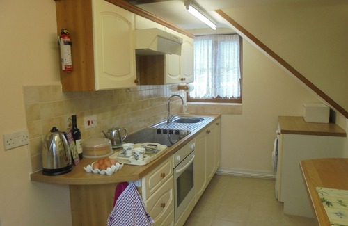 Church Stretton Cottage | Quality 2 bedroom rural cottage, Excellent walking & Bird watching from the door