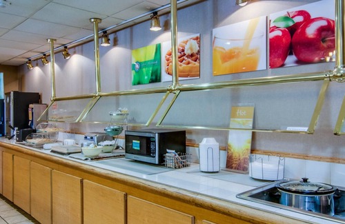 Bluefield Hotel | Quality Hotel and Conference Center Bluefield