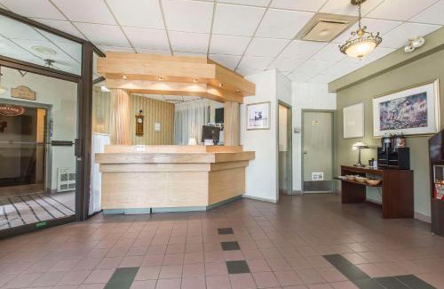 Sherbrooke Hotel | Quality Hotel & Suites