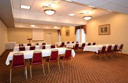 Franklin Hotel | Quality Inn & Conference Center Franklin Downtown