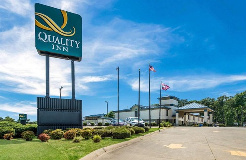 Jacksonville Hotel | Quality Inn Jacksonville near Little Rock Air Force Base