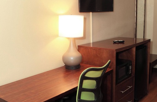 Kenly Hotel | Quality Inn Kenly I-95