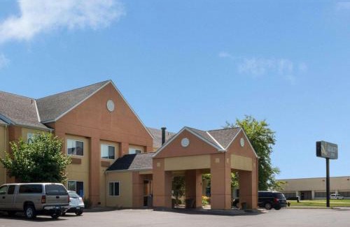 Lakeville Hotel | Quality Inn Lakeville North
