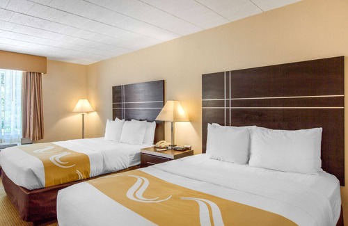 Ledgewood Hotel | Quality Inn Ledgewood - Dover