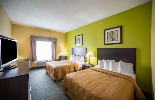 Litchfield Hotel | Quality Inn Litchfield Route 66