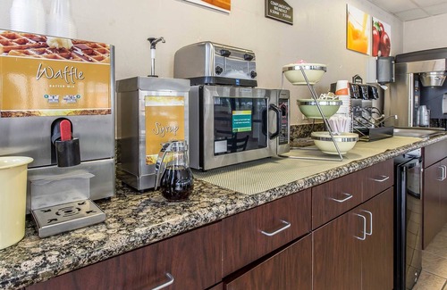 Montgomery Hotel | Quality Inn Montgomery South