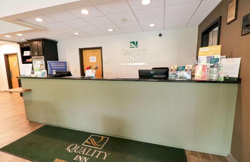 Shelburne Hotel | Quality Inn Shelburne - Burlington