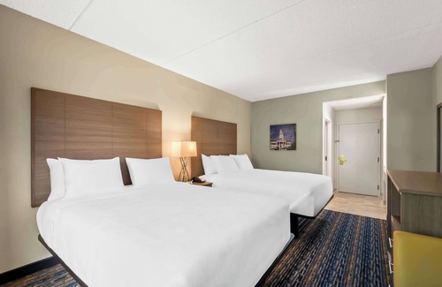 Shepherdstown Hotel | Quality Inn Shepherdstown