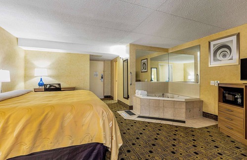 Coldwater Hotel | Quality Inn & Suites Coldwater near I-69