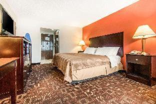 Greendale Hotel | Quality Inn & Suites Lawrenceburg