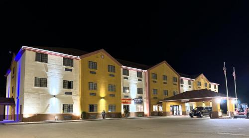 McAlester Hotel | Quality Inn & Suites McAlester on Hwy 69 & US 75