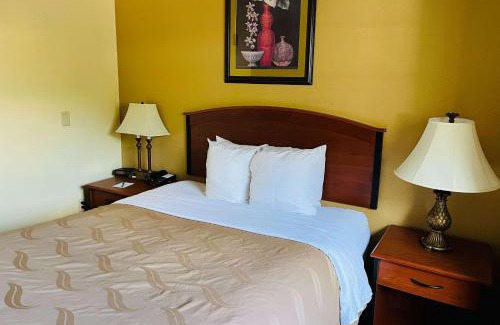 Prestonsburg Hotel | Quality Inn & Suites Prestonsburg next to Mountain Arts Center