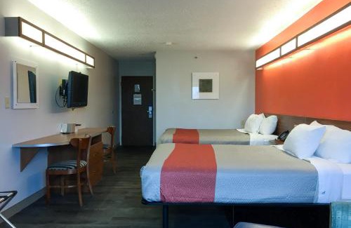 Calcium Hotel | Quality Inn & Suites Watertown Fort Drum