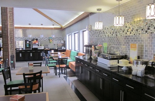 Upper Sandusky Hotel | Quality Inn Upper Sandusky