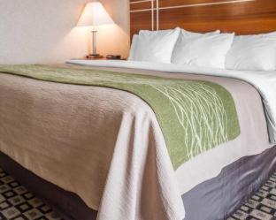 Clarion Hotel | Quality Inn