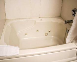 Clarion Hotel | Quality Inn