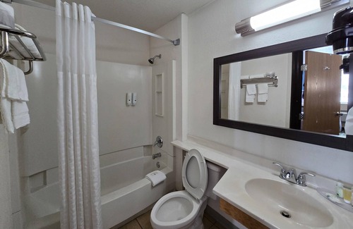 Johnstown Hotel | Quality Inn