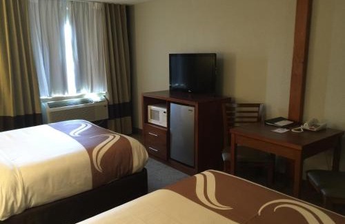 Salisbury Hotel | Quality Inn
