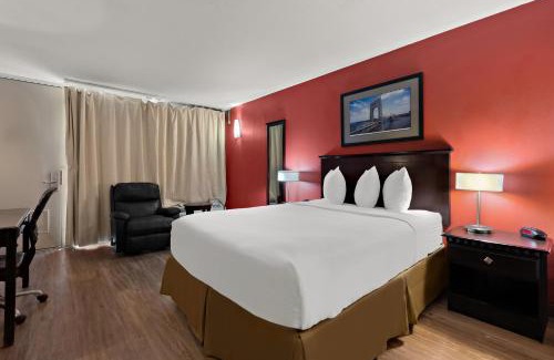 Wayne Hotel | Quality Inn Wayne - Fairfield Area