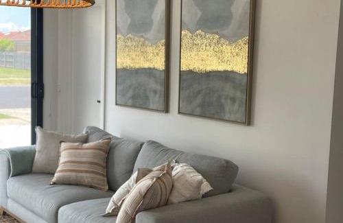 Lakes Entrance Apartment | Quarterdeck Lakes Entrance 2br *Waterfront* Apartment