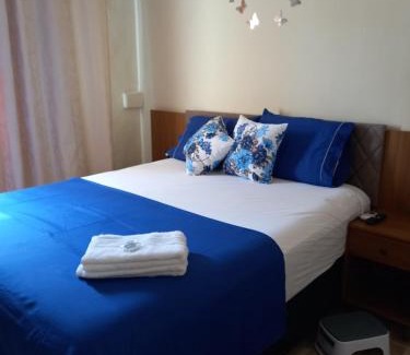 Duque de Caxias House | Quartos Em Casa In Caxias da Paraíso