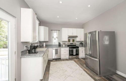 Roselawn Finance House | Queen City Grand House