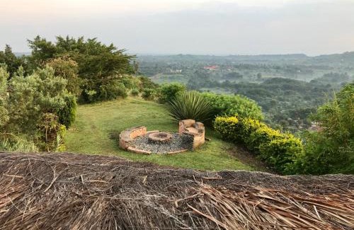 Kichwamba House | Queen Elizabeth Gorge Cottages