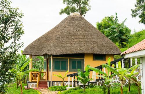 Kichwamba Cabin | Queen Elizabeth PVT Lodge