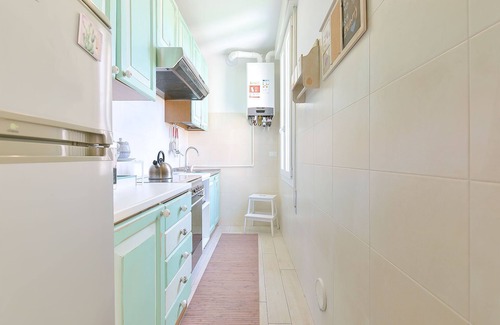 Marghera Apartment | Queen Home Beauty - Two Bedroom Apartment, Sleeps 6