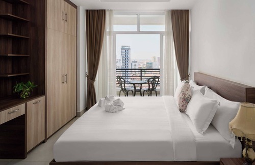 Chamkar Mon House | Queen Mansion