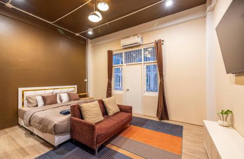 Old Phuket Town House | Queen On Street Guest House