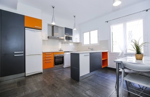 Salou City Centre Apartment | QUEENS 2B Salou center, beach at 300m