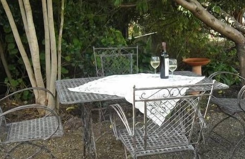 Kingscote Cottage | Queenscliffe Cottage - Olde world charm