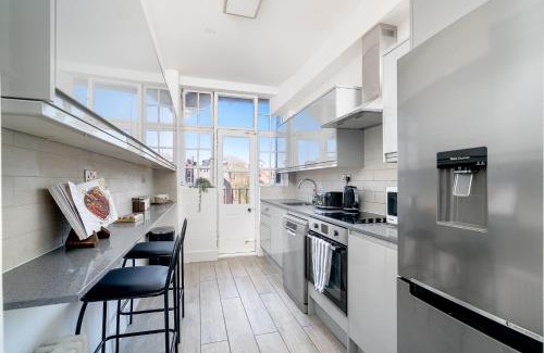 Lancaster Gate Apartment | Queensway Dream, Hyde Park