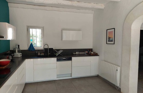 Jonquerettes House | Quiet house with swimming pool, pergola, BBQ, garden with trees, 4 bedrooms and 3 bathrooms