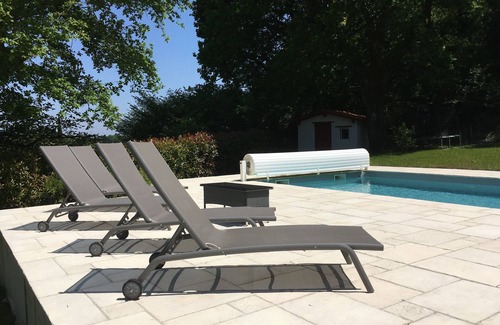 Mouguerre House | Quiet 4/6 person house with heated pool 5/10 min from Bayonne