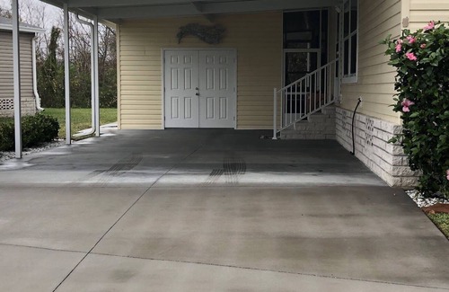 Winter Haven House | Quiet and cozy 55 plus community .