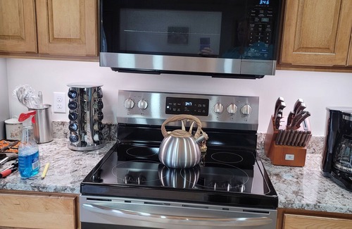 Steuben House | Quiet and located close to the ocean 2 bedroom 2 bath home