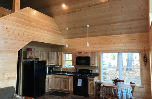 Underwood Cabin | Quiet Anna Lake Cabin