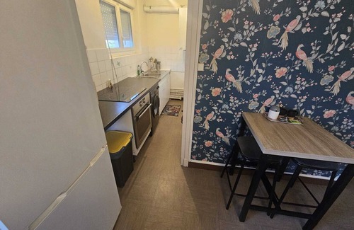 Transvaal Apartment | Quiet apartment Lyon Laennec - near metro